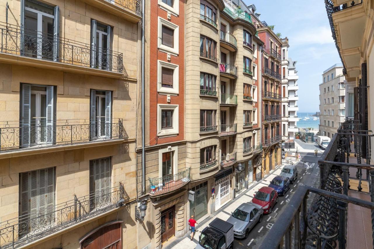 La Concha Cozy Balcony Apartment By Cisan Rentals San Sebastián Exterior photo